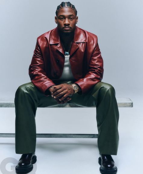 Red Leather Jacket Outfit Men, Stephon Diggs, Red Leather Jacket Men, Red Leather Jacket Outfit, Green Photoshoot, Bf Outfits, Mens Style Inspiration, Drip Ideas, Male Fashion Photography