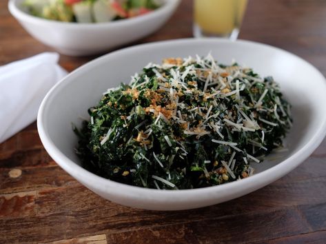 True Food Kitchen Recipes, Tuscan Kale Salad, Kale Salad Dressing, Tuscan Kale, True Food Kitchen, Salad Kale, Kale Salad Recipes, Ambrosia Salad, True Food