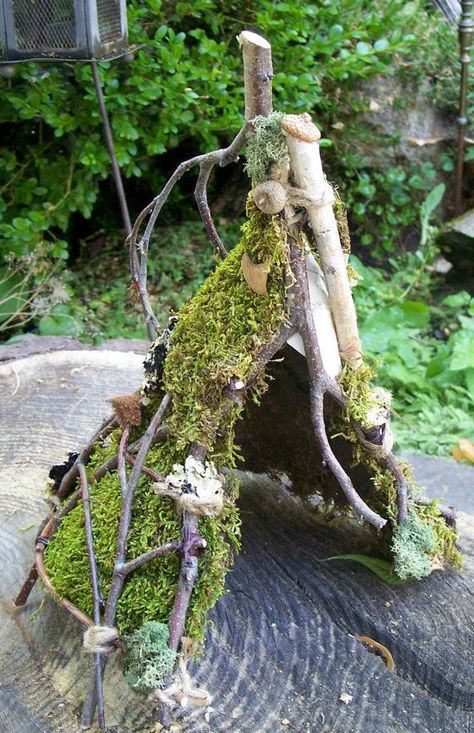 Fairy Houses In The Woods, Diy Wooden Fairy House, Fairy House Natural Materials, Forest Fairy Garden, Natural Fairy Houses, Fairy House Diy Natural Materials, Fairy Teepee, Natural Fairy Garden, Garden Inspiration Ideas