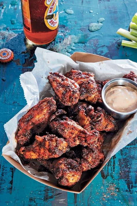 Dry-Rubbed Smoked Chicken Wings Recipe Smoked Chicken Wings Recipe, Masterbuilt Smoker, Smoked Chicken Wings, Crispy Wings, Summer Sausage, Bbq Menu, Chicken Wings Recipe, Electric Smoker, Wings Recipe