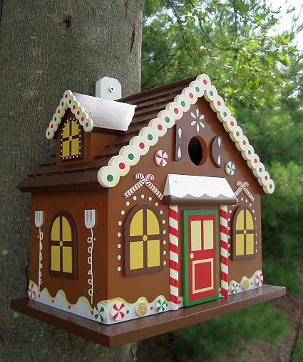 Gingerbread Birdhouse, Birdhouse Crafts, Gingerbread Art, House Craft, Beautiful Birdhouses, Bird House Plans, Unique Bird Houses, Bird Houses Painted, Birdhouse Designs