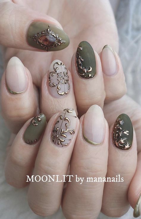 Victorian Style Nails, Victorian Nail Art, Art Nouveau Nails, Moroccan Nails, Boho Wedding Nails, Vintage Wedding Nails, Vintage Nails, Nail Art For Beginners, Floral Nail Designs