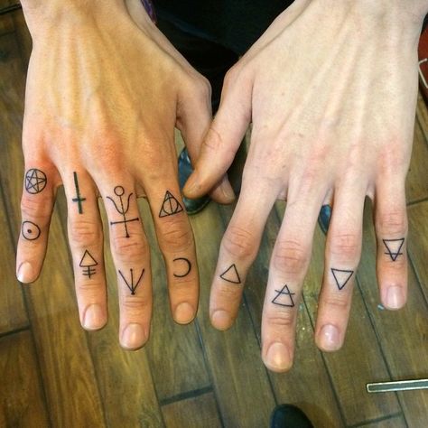 In love with these alchemy finger tattoos by @n_q_l! Alchemy Finger Tattoos, Witchy Hands, Geometric Mandala Tattoo, Finger Tattoo For Women, Finger Tats, Magic Tattoo, Alchemy Symbols, Geometric Mandala, Design Drawings