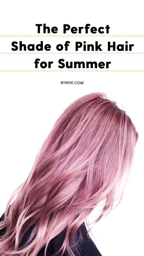 7.3_social_The-Perfect-Shade-of-Pink-Hair-for-Summer Lavender Hair Color Ideas, Dusty Rose Hair, Hair Color 2017, Lavender Hair Colors, Gold Hair Colors, Hair Color Rose Gold, Scene Girl, Hair Color Pastel, Lavender Hair