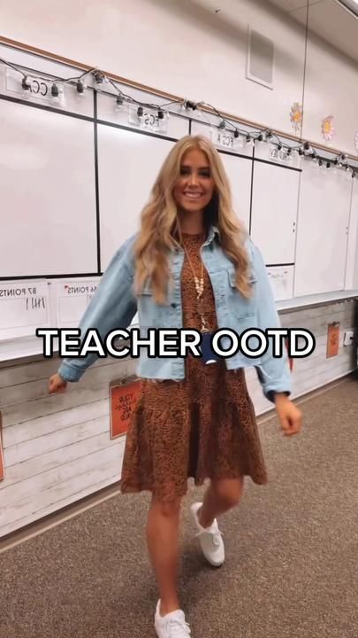 Tropical Outfits, Teacher Ootd, Cute Teacher Outfits, Teacher Fashion, Teacher Outfit, Teacher Style, Teacher Outfits, Work Attire, S Video