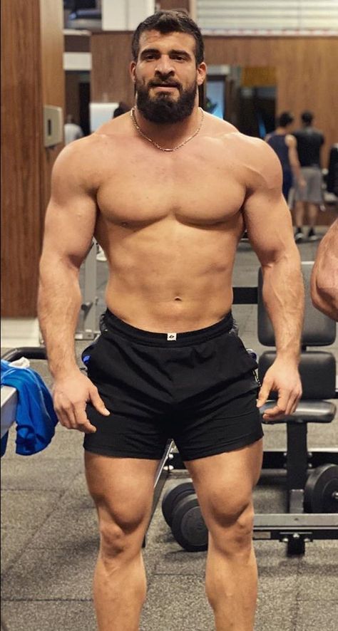 Really Muscular Guy, Soft Muscular Man, Strong Fat Body Type, Bear Physique, Buff Person Reference, Chubby Muscular Build Guy, Muscular Dad Bod Men, Strong Dad Bod, Buff Men Reference Drawing