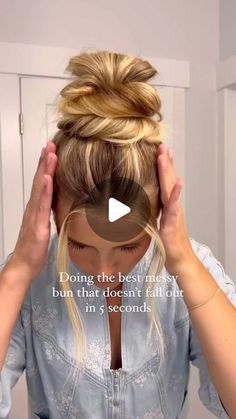 Cute Bun Hairstyles For Medium Hair, Elegant High Bun Hairstyles, How To Do A High Bun, Elegant High Bun, High Bun Tutorial, High Bun Tutorials, High Messy Bun, Natural Hair Maintenance, Concert Hair