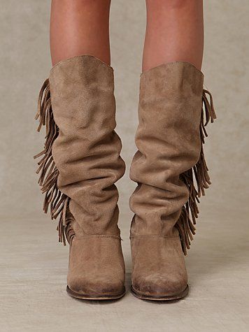 ✿ ❀ pinterest: mjjlla ❀ ✿ Fall Boots, Fringe Boots, Shoe Inspo, All About Shoes, Stockholm Fashion, Mode Inspo, Boots Fall, Pretty Shoes, Cowgirl Boots