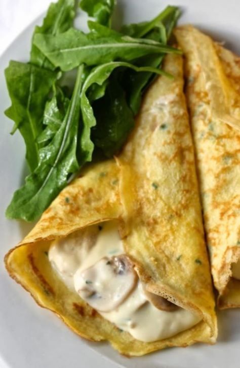 Crepes Bar, Mushroom Crepes, Crepes Savory, Dinner Crepes, Delicious Discoveries, Recipes Crepes, Crepe Recipe Savory, Mushroom Crepe, Chicken Crepes