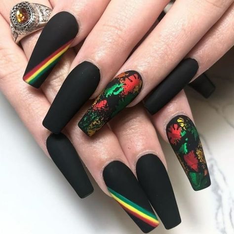 @nailssamazing on Instagram: “° ° ° ----------------------------------------------------— ✓ #nailfeed #nailcandy #nailart #nailspolished #nailinspiration #nailsart…” Rasta Nails, Ombre Coffin, Nails Styles, Black Coffin Nails, Coffin Nails Matte, Girl Nails, Print Nails, Shiny Nails, Short Nail