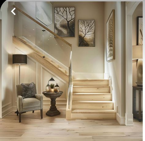 Kitchen Expansion, Contemporary Staircase, Hardwood Stairs, Treads And Risers, Stair Riser, Wood Steps, Italian Home, Clear Face, Wood Stairs