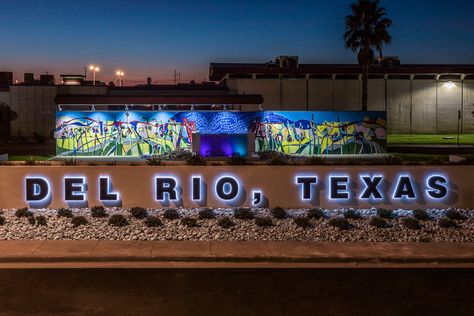 Del Rio Texas, Saddle Tramp, Spy Plane, Texas Living, Beach Views, Texas Towns, Big Bend National Park, Texas Travel, Beach View