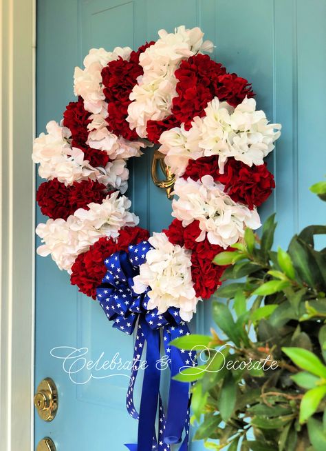 Make a Patriotic Wreath! - Celebrate & Decorate Dollar Tree Patriotic Wreath, Diy Summer Wreath, Patriotic Wreath Diy, Diy Ladybug, Diy Swag, Patriotic Treats, Patriotic Wreaths, Ladybug Wreath, Straw Wreath