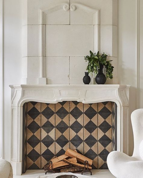 Tiled Mantle, French Fireplace Mantel, Fireplace Styling, Nicole Franzen, Fireplace Style, Antique Fireplace Mantels, Fireplace Fronts, Vintage Tiles, Jeremiah Brent