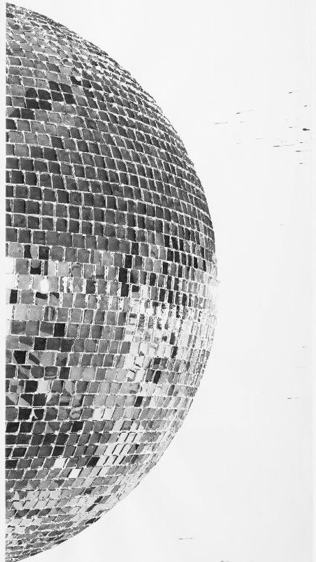 Aesthetic Wall Pictures Black And White, Disco Ball Screen Saver, Grey And Black Pictures, Posters Disco Ball, Print Ideas Black And White, Disco Ball Poster Design, Black And White Fashion Poster, Vogue Picture Wall Art, Photos For Collage Wall Vintage