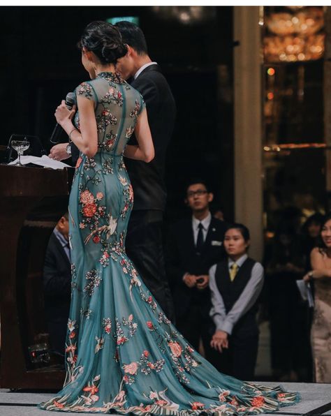 Luxury Traditional Cheongsam For Ceremonies, Luxury Cheongsam For Formal Occasions, Chinese Engagement Dress, Qi Pao Wedding Dress, Mandarin Collar Wedding Dress, Qi Pao Dress, Luxury Traditional Party Cheongsam, Luxury Elegant Evening Cheongsam, Chinese Couture