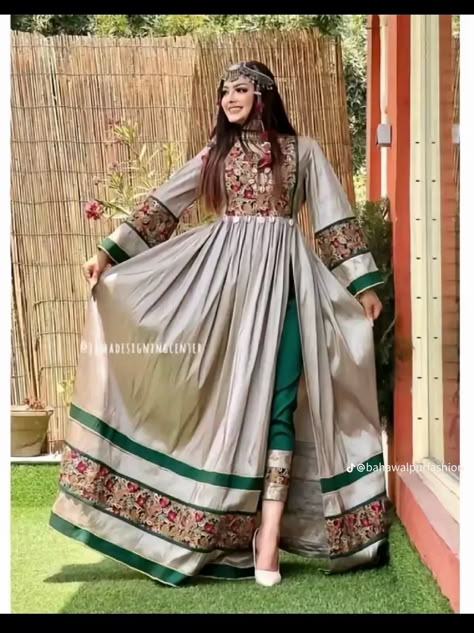 Stylish Short Dresses, Afghan Clothes, Pakistani Fancy Dresses, Fashion Top Outfits, Modest Dresses Casual, Afghan Dresses, Simple Pakistani Dresses, Designer Dresses Casual, Stylish Party Dresses