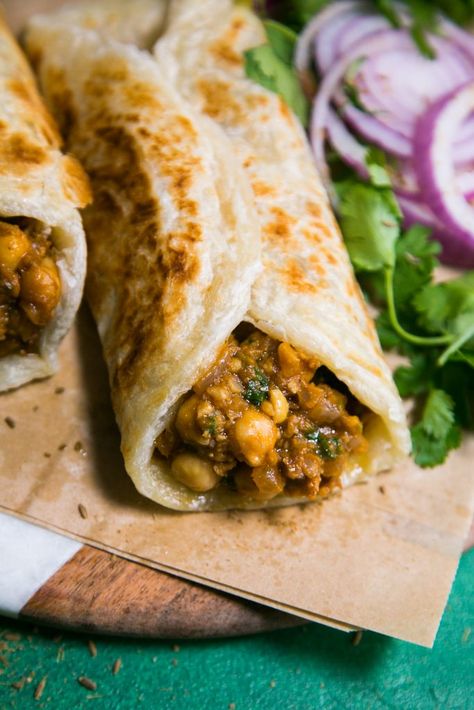 Dinner Ideas Indian, Masala Sandwich, Frankie Recipe, Chole Bhature, Chole Masala, Quick Dinner Ideas, Tastemade Recipes, India Food, Dinner Inspiration