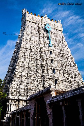 Thiruchendur Karthik Actor, Murugan Picture, Swamimalai Murugan, Romantic Love Pictures, Spiritual Pictures, Temple India, India Travel Places, God Photos, Indian Temple Architecture