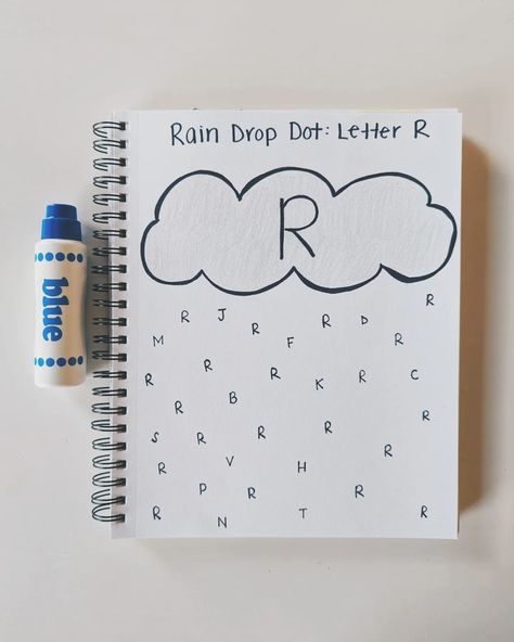 Melissa • Oh Hey Let's Play on Instagram: “Rain Drop Dot: Letter R • Here is a fun and simple journal activity you can set up to work on letter recognition! I chose letter R for…” Letter R Prek Activities, Alphabet Fun Activities, Letter R Recognition Activities, Learn Abc Activities, Letter R Activities For Toddlers, Recognizing Letters Preschool, Oh Hey Lets Play Journal, R Is For Craft, Letter R Preschool Activities