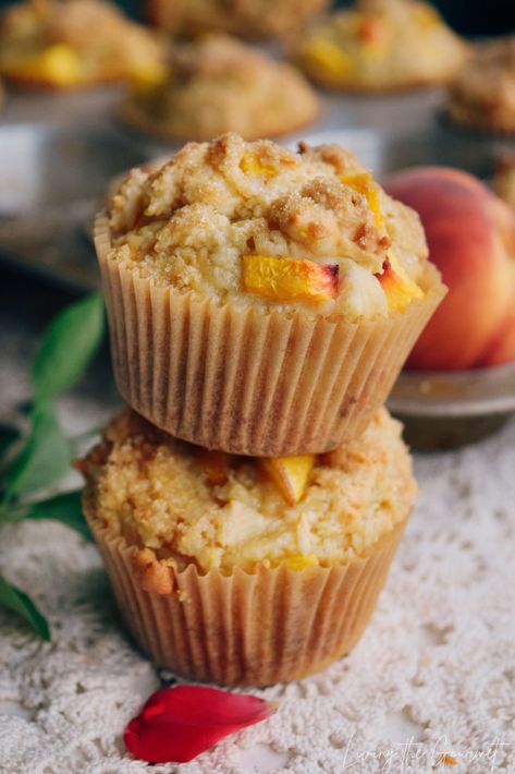 Fresh Peach Muffins, Peach Muffins Recipe, Peach Muffin, Peach Muffin Recipes, Recipe Inspirations, Peach Muffins, Brown Sugar Recipes, Homemade Muffins, Muffin Man