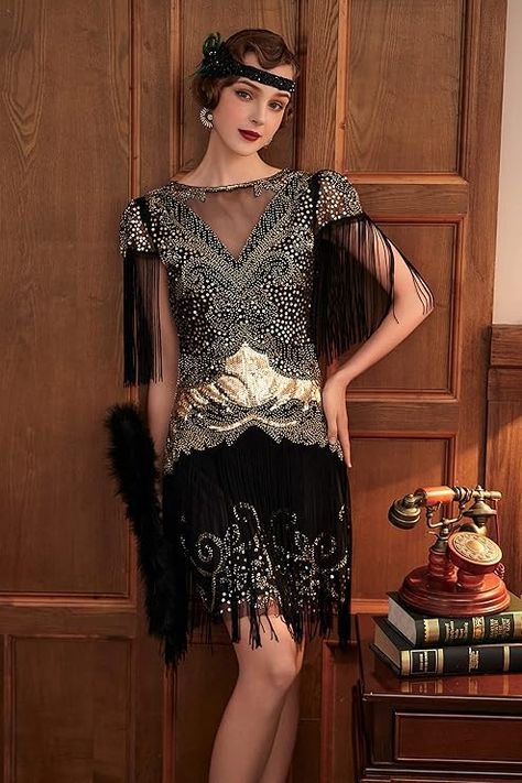 Amazon.com: BABEYOND Flapper Dress 1920s Gatsby Dress Women's Long Fringed Dress Sequins Art Deco Dress (Black Gold, Medium) : Clothing, Shoes & Jewelry 1920s Fashion Gatsby, Flapper Dress 1920s, Fringed Dress, Deco Dress, Art Deco Dress, Gatsby Dress, 1920's Fashion, 1920s Flapper Dress, 1920s Fashion