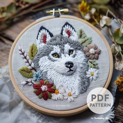 View Folk Art Style by TheEmbroideryLoftCo on Etsy Husky Diy Crafts, Dog Embroidery Patterns, Husky Embroidery, Embroidery Reference, Pet Embroidery, Modern Hand Embroidery Patterns, Embroidery Cute, Dog Embroidery Designs, Dog Embroidery