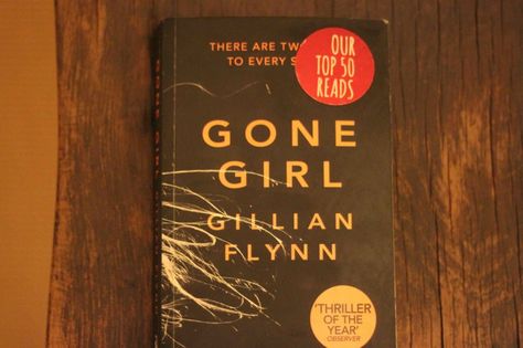 Gone Girl - Gillian Flynn Gillian Flynn Books, Gone Girl Gillian Flynn, Fiction Books Worth Reading, Gillian Flynn, Vocabulary Book, Girl Film, Unread Books, Suspense Thriller, Gone Girl