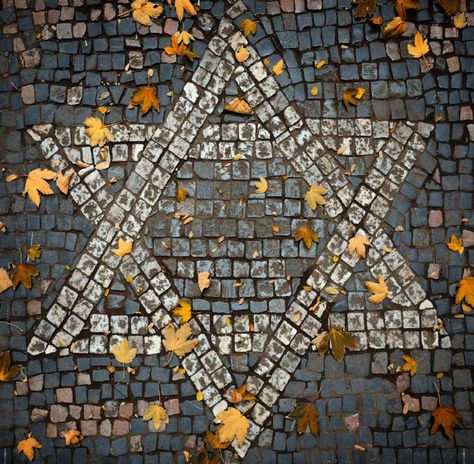 Mosaic Star, Jewish Artwork, Reform Judaism, Jewish Learning, Belief In God, Jewish Culture, Ancient Books, World Religions, Jewish Holidays