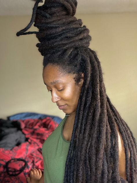 Natural Dreadlocks, Hair Facts, Twa Hairstyles, Dreads Girl, Beautiful Black Hair, Beautiful Dreadlocks, Dreadlock Styles, Dreadlock Hairstyles, Locs Hairstyles