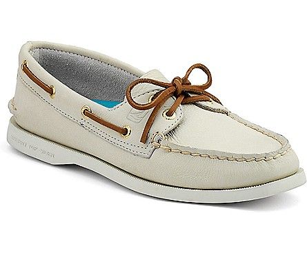 Sperry Top-Sider Authentic Original 2-Eye Boat Shoe Dock Shoes, Leather Boat Shoes, Deck Shoes, Boat Shoe, Boots Sneakers, Sperry Top Sider, Duck Boots, Top Sider, Shoe Game