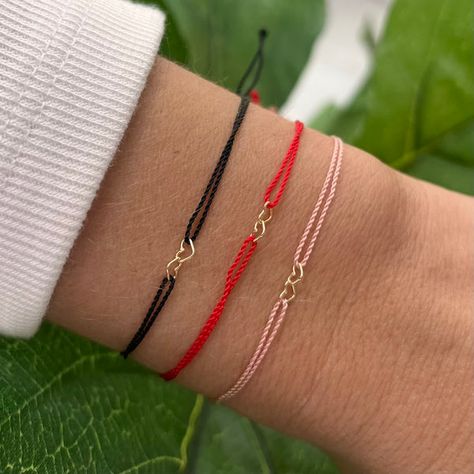 TOGETHER FOREVER PULL BRACELET Nylon String Bracelet, Tiny Bracelet, 4h Projects, Nylon Bracelet, Daughter Bracelet, Jewels Diy, String Jewelry, Couples Bracelets, Mother Daughter Bracelets