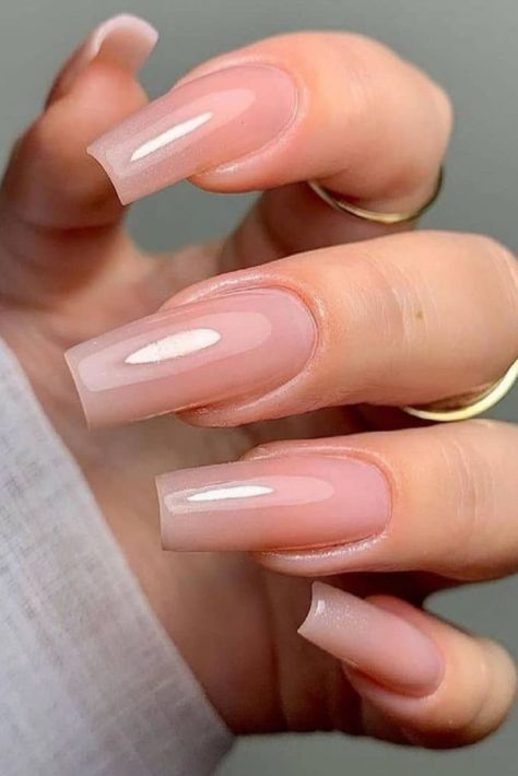 Pink coffin nails are so popular in 2021 in Spring and Summer. What are coffin nails (ballerina nails), and how is it made? Coffin nails, which are becoming the most popular trend now, are not developing rapidly, and the acrylic nails style that requires long nails to allow files on one side and knife points on the other is also known as nails for coffins. Neutral Nails Acrylic, Maquillage On Fleek, Bridesmaids Nails, Milky Nails, Nude Nail Designs, Pink Acrylic Nails, Neutral Nails, Square Acrylic Nails, Coffin Nails Designs