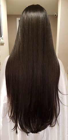 Hair Manifestation, Long Dark Brown Hair, 2025 Goals, Hair Goal, Long Shiny Hair, Long Silky Hair, Hair Girls, Long Dark Hair, Super Long Hair