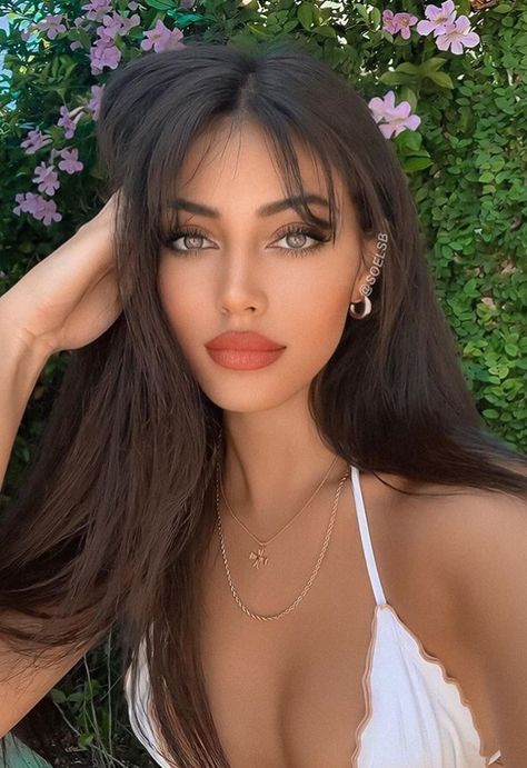 Dark Hair, Long Hair, Bangs, A Woman, Flowers, Hair, White