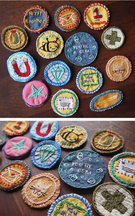 Quirky Embroidery, Embroidered Felt Patch, Embroidered Patch Diy, Scout Patches, Badges Diy, Embroidery Hoop Crafts, Small Embroidery, Felt Patch, Ideas Embroidery