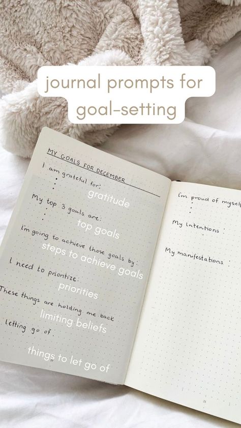 Use these journal prompts for goal-setting to set your goals for a new month to feel inspired and motivated! New Month Journal Prompts, Prompts For Goal Setting, Fun Journal Prompts, Nurse Journal, Nursing Journal, Mindfulness Journal Prompts, Journal Manifestation, Journal 2024, Journaling Inspiration