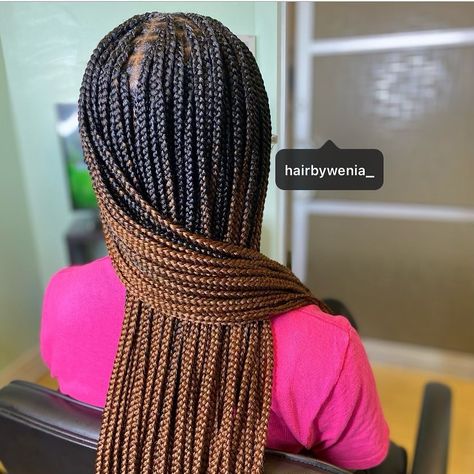 African Stylist 🇱🇷🌍 on Instagram: “Small Knotless Braids Rocking my Ombre Hair CoCo ✨” Black And Brown Ombre Knotless Braids, Dark Brown Knotless Box Braids, Knotless Ombre Braids, Black And Brown Knotless Braids, Cornrow Knotless, Ombré Knotless Braids, Brown Knotless, Brown Box Braids, Small Knotless Braids