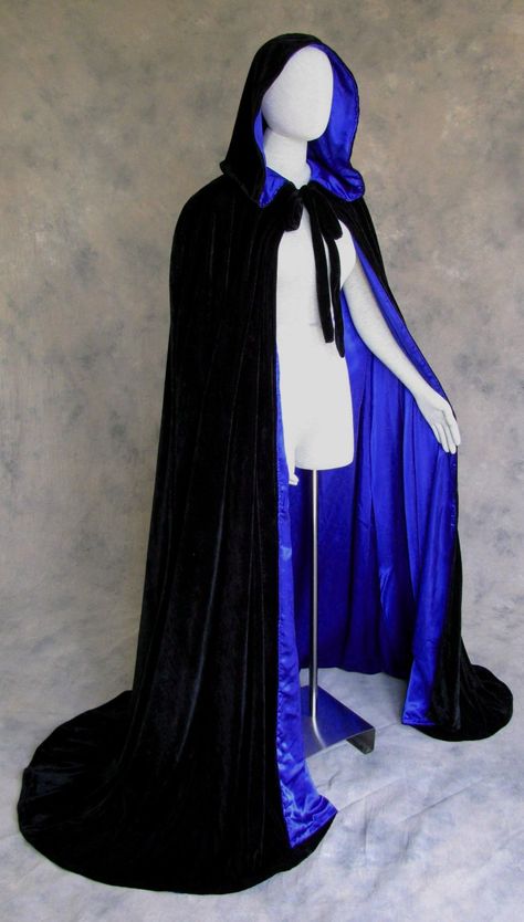 Amazon.com: Lined Black-Blue Cloak - Renaissance Costume by Artemisia Designs: Clothing Blue Cloak, Velvet Cloak, Black Widow Costume, Medieval Cosplay, Victorian Gown, Cape Fashion, Ren Fest, Purple Purse, Vampire Costume