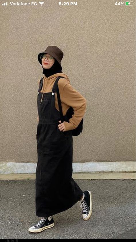 Kawaii Hijab, Outfit Hijab Casual Rok, Outfit Hijab Casual, Rok Outfit, Muslim Outfits Casual, Hijabi Fashion Casual, Fashion Top Outfits, Style Hijab, Hijabi Outfits Casual