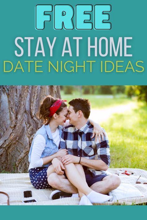 A couple sitting on a blanket under a tree enjoying time together as a free date idea. No Money Dates, Date Night Ideas Cheap, Dates On A Budget, Cheap Date Night Ideas, Ideas To Save Money, Spice Up Your Love Life, At Home Dates, Cheap Date Ideas, Outdoor Date