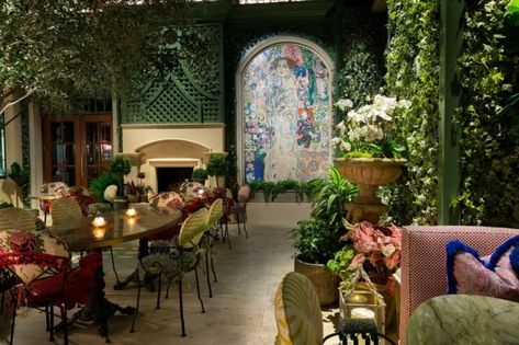 The Garden Room In Georgia Is A Floral-Filled Restaurant Garden Room Atlanta, Persian Restaurant, Best Places To Propose, The Garden Room, Boxwood Garden, Mosaic Murals, Restaurant Concept, Tree Sculpture, Garden Bar