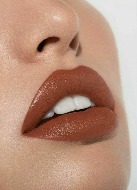 Bronze Lips, Lipstick Nail, Lipstick Nails, Lipstick Tutorial, Lipstick Kit, Brown Lipstick, Velvet Lipstick, Best Lipsticks, Lips Shades