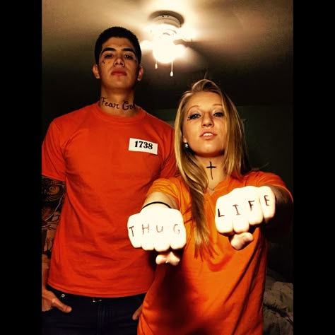 Gansta inmate couple costume                                                                                                                                                                                 More Diy Prisoner Costume Women, Prison Inmates Costume, Prisoner Costume College, Diy Inmate Costume Women, Inmate Couple Costume, Jail Costume Women, Cop And Inmate Costume Couple, Inmate Halloween Costumes Women, Cute Prisoner Costume