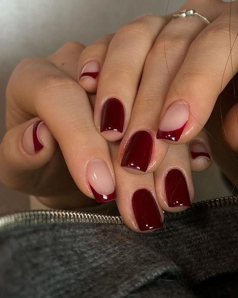 Burgundy Fall Nails 2024: Captivating Designs and 25 Ideas Burgundy Fall Nails, Wine Nails, Nagellack Trends, Maroon Nails, Short Almond Nails, Simple Gel Nails, February Nails, Work Nails, Burgundy Nails