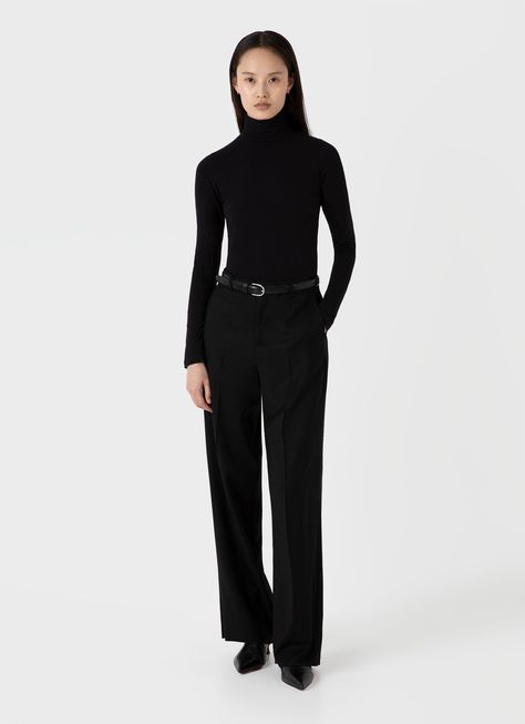 A slim fit roll neck top made in our super-soft stretch cotton jersey with a slight stretch for added comfort. Lightweight and soft on the skin it has a lean silhouette making it a versatile, elevated staple. Product Code: WTSH0162-BKAA Black Polo Neck Outfit Woman, Black Turtle Neck, Roll Neck Top, Short Loungewear, Pique Polo Shirt, Turtle Neck Dress, Roll Neck, Dress Trousers, Black Outfit