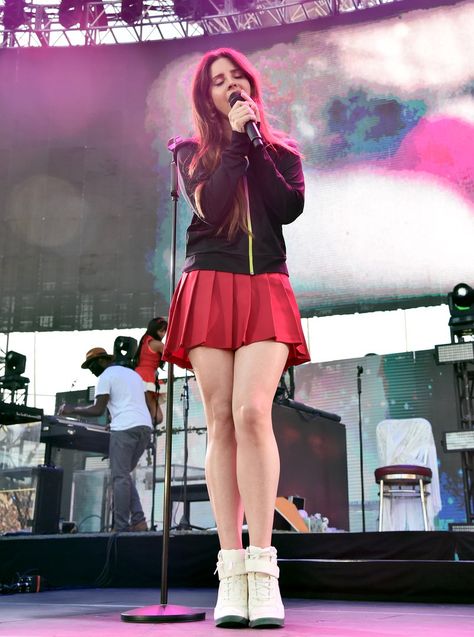 ♥ LDR ♥ Lana Del Rey LIVE ♥ #LanaDelRey #Lana_Del_Rey #LDR Lana Del Rey Looks, Lana Del Rey Outfits, Lana Del Rey News, Lana Del Rey Concert, Lana Turner, Brooklyn Baby, Concert Looks, Lana Del Ray, Concert Outfit