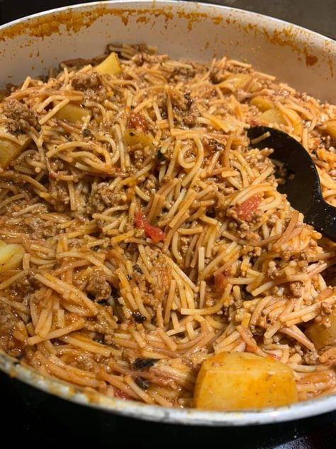 Fideo con Carne y Papas "Made this... - Mexican Food Recipes | Facebook Fideo Recipe With Meat, Fideo Loco Recipe Ground Beef, Fideo With Ground Beef Recipes, Fideo Recipe Mexican With Ground Beef, Fideo Recipe Mexican, Fideo Recipe With Stew Meat, Fideo Recipe Mexican With Ground Beef And Potatoes, Fideo Recipe, Condiment Recipes