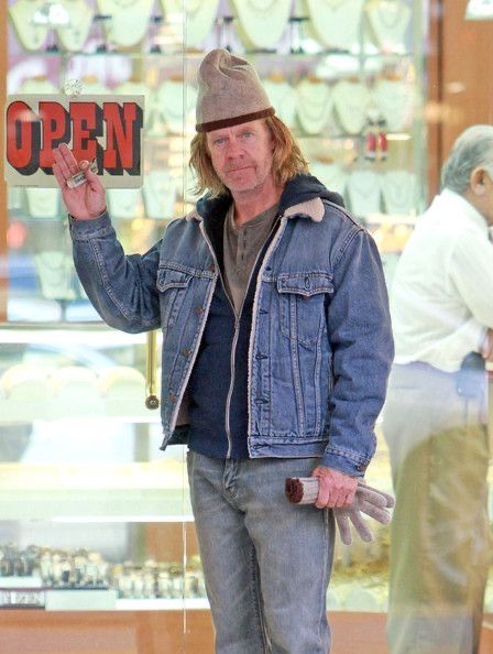 Frank Shameless Funny, Frank Gallagher Costume, Frank Gallagher Outfit, Shameless Halloween Costume, Shameless Costume, Shameless Halloween, Frank Gallagher Funny, Frank Shameless, Shameless Outfits