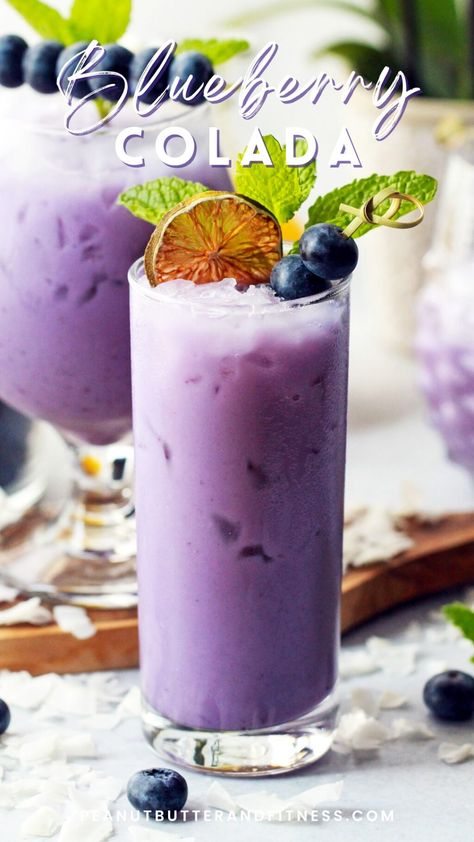 Blueberry Coconut Mojito, Blueberry Drink, Lime Juice Recipes, Alcohol Calories, Blueberry Drinks, Blueberry Cocktail, Blueberry Juice, Yummy Alcoholic Drinks, Sweet Cocktails